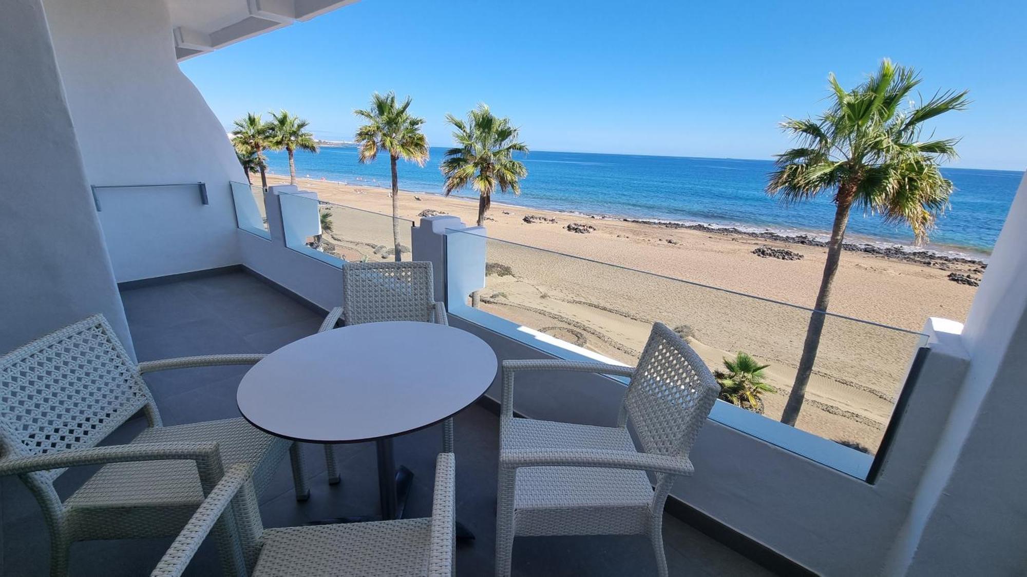 Costa Luz Beach Apartments Puerto del Carmen  Esterno foto